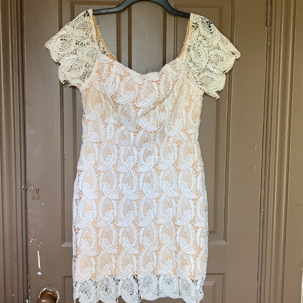 Off Shoulder Lace Dress